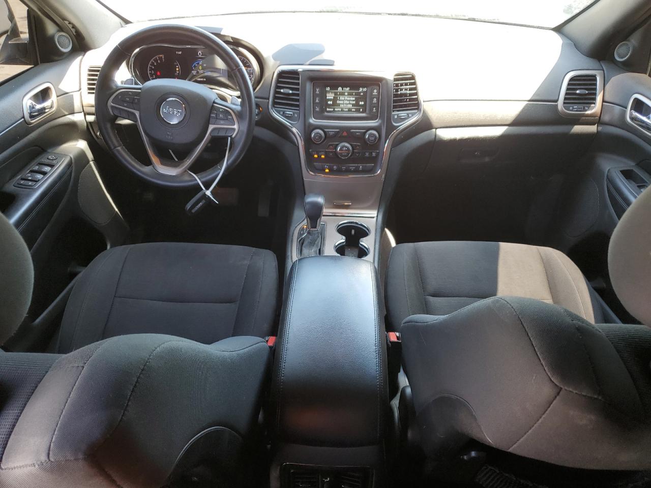 1C4RJFAG7GC324994 2016 Jeep Grand Cherokee Laredo