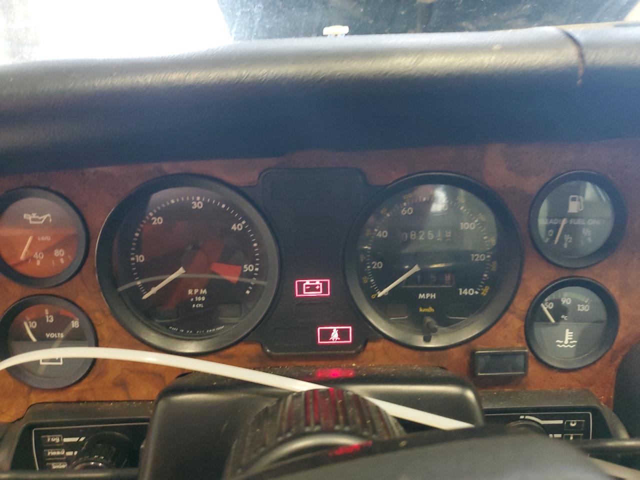 SAJAY1344EC388262 1984 Jaguar Xj6 Vanden Plas