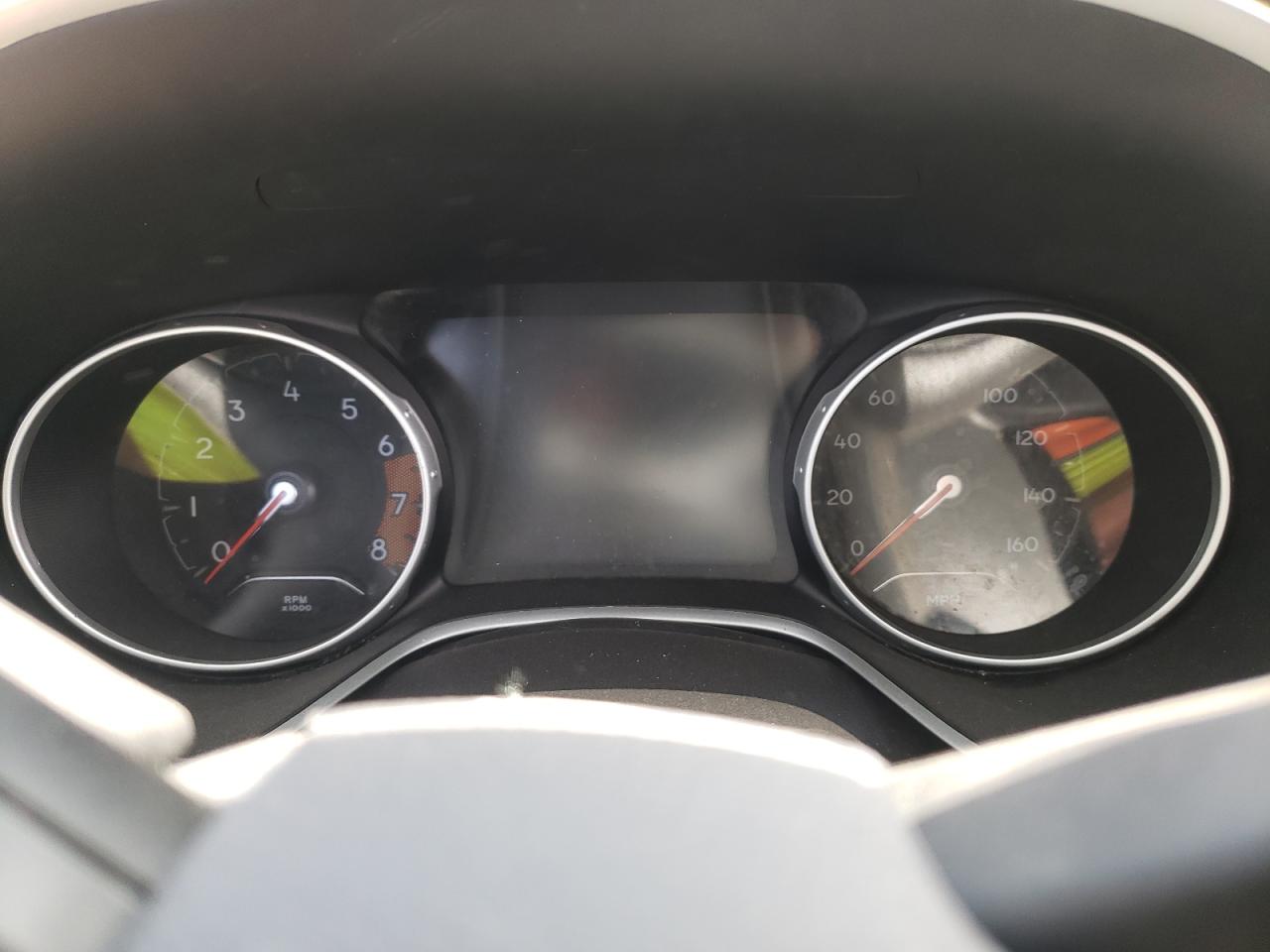 3C4NJCBB8KT843839 2019 Jeep Compass Latitude