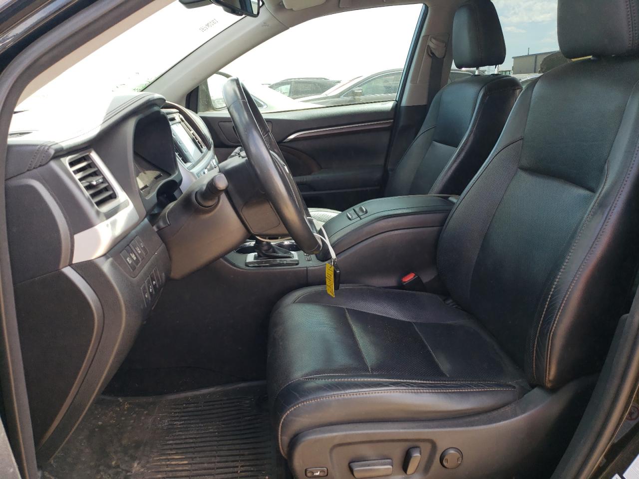 5TDDKRFHXFS075131 2015 Toyota Highlander Limited