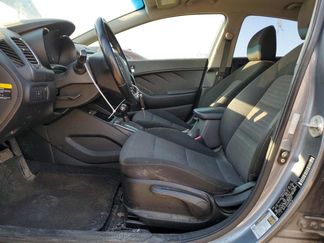 3KPFL4A72HE026137 2017 Kia Forte Lx