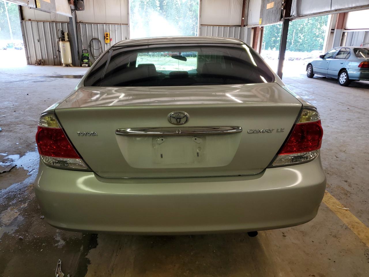 4T1BE30K95U554890 2005 Toyota Camry Le