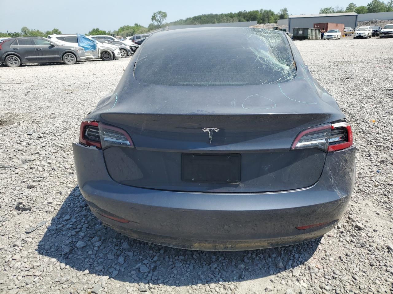 2022 Tesla Model 3 vin: 5YJ3E1EA1NF111557