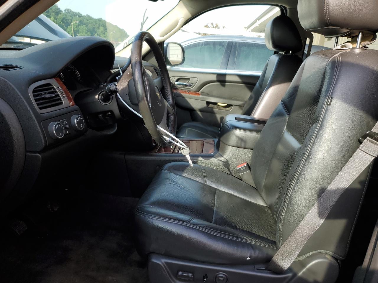 1GNSKKE7XDR371339 2013 Chevrolet Suburban K1500 Ltz