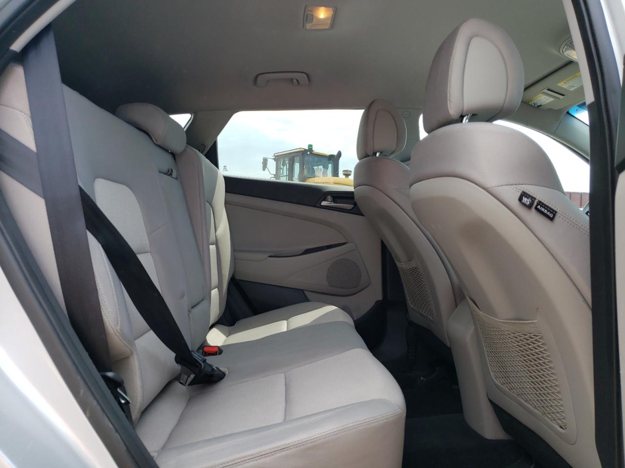 KM8J3CA43JU798661 2018 Hyundai Tucson Sel