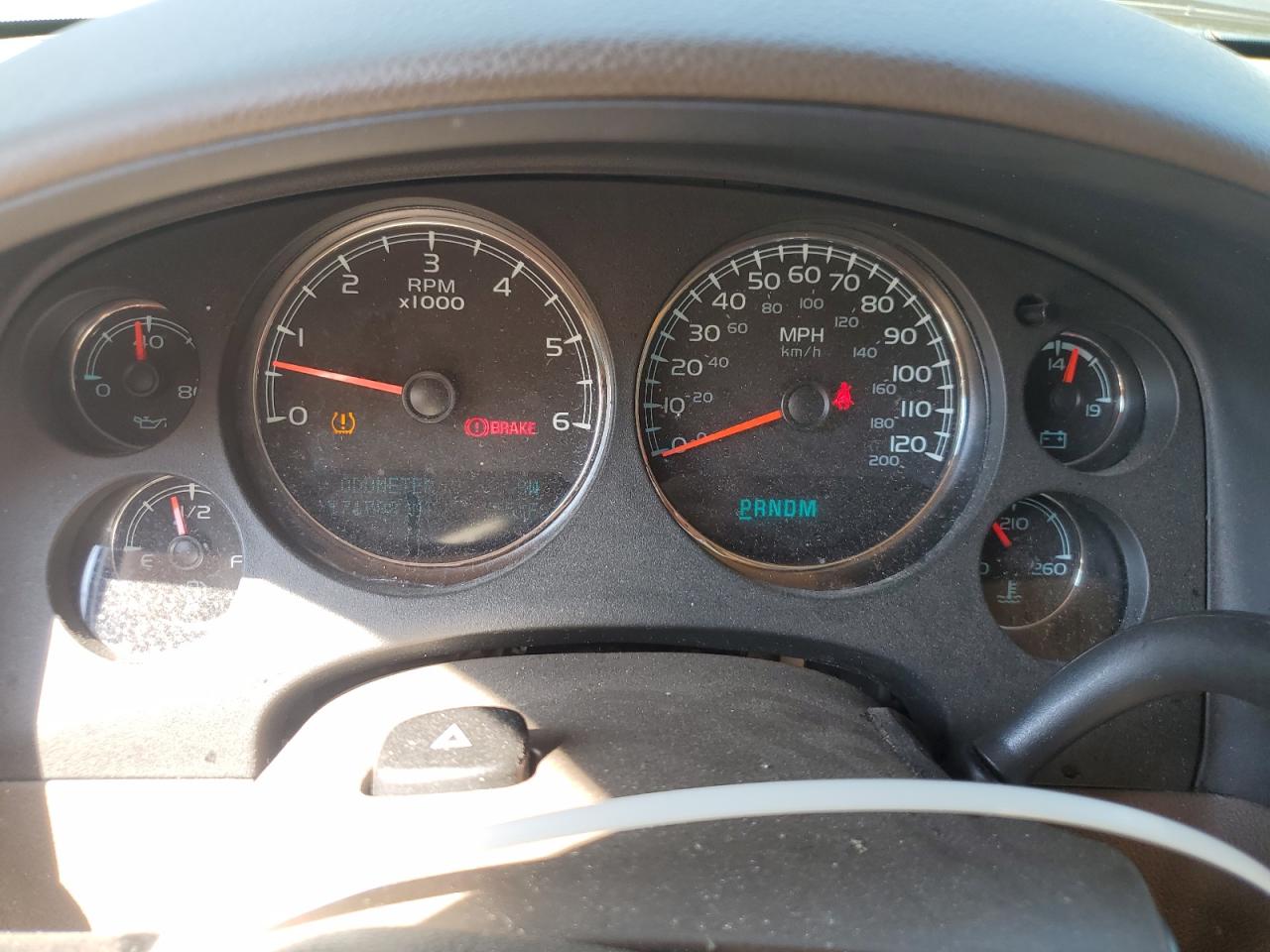 1GKS2CE07BR323235 2011 GMC Yukon Slt