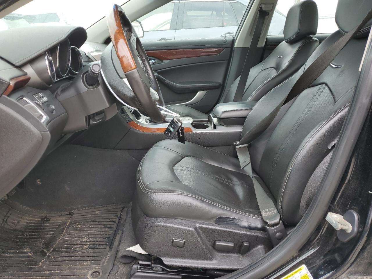 1G6DG5E54D0103235 2013 Cadillac Cts Luxury Collection