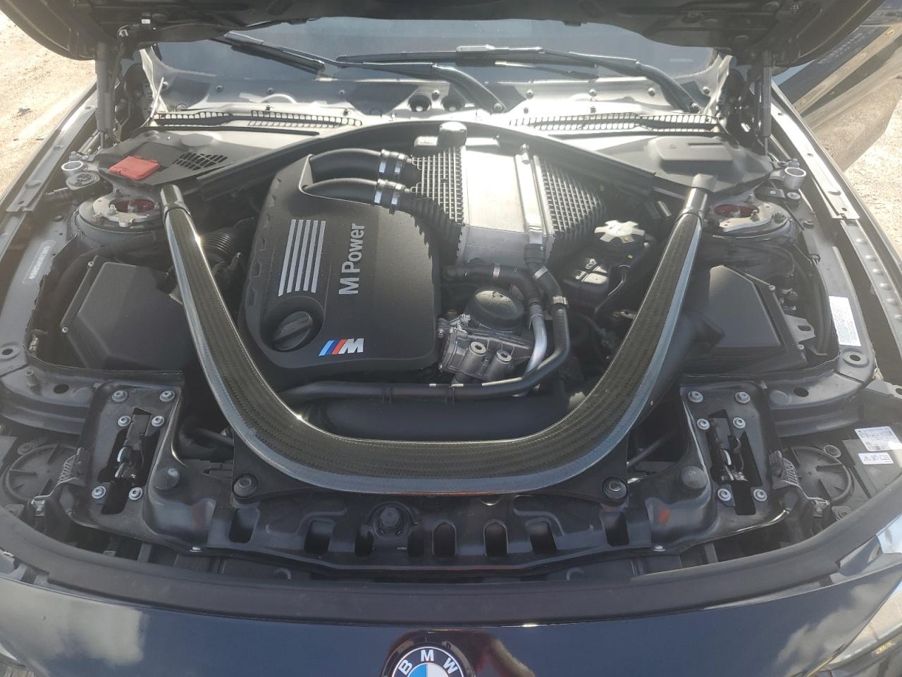 WBS3R9C57FK332862 2015 BMW M4