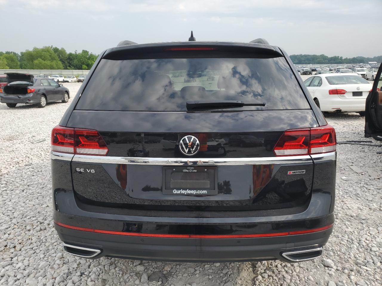 1V2HR2CA6MC605555 2021 Volkswagen Atlas Se