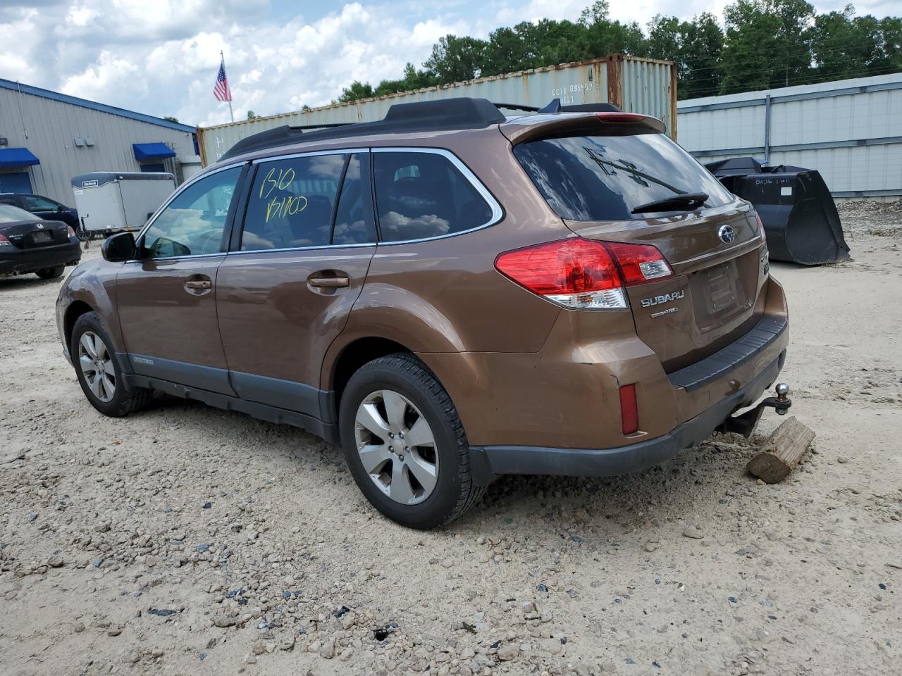 4S4BRCHC9B3360525 2011 Subaru Outback 2.5I Premium