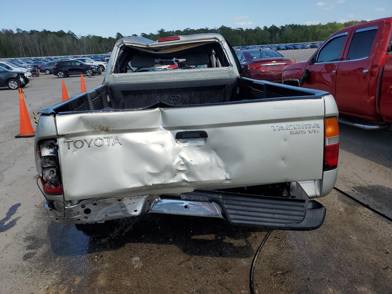 4TAWN72N0YZ666873 2000 Toyota Tacoma Xtracab