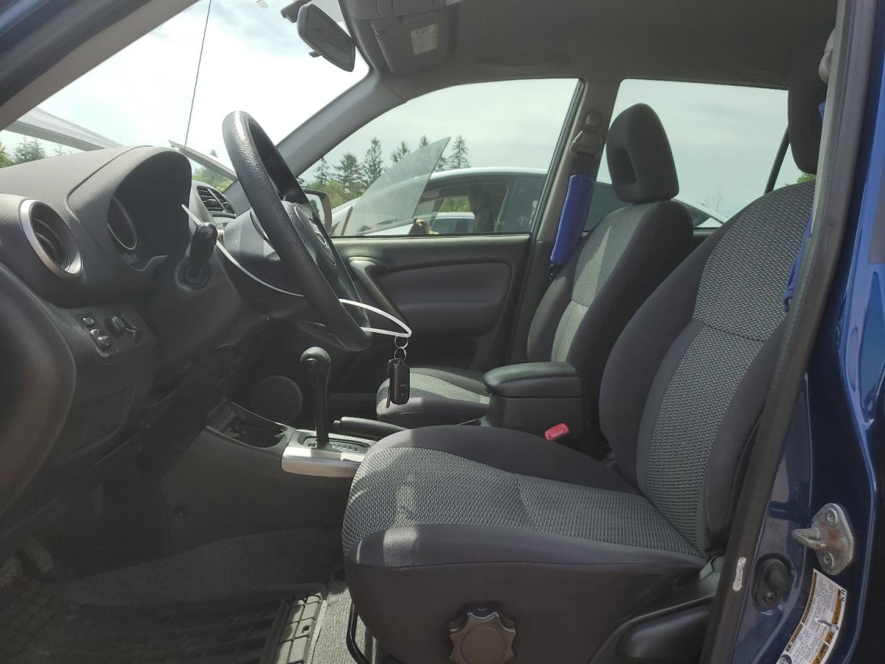 JTEHD20V546019169 2004 Toyota Rav4