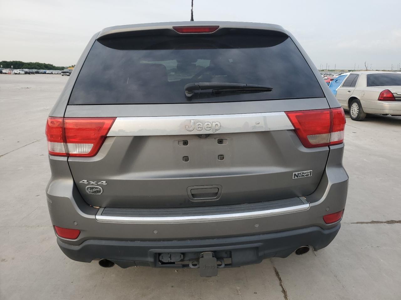 1C4RJFCT2CC204265 2012 Jeep Grand Cherokee Overland