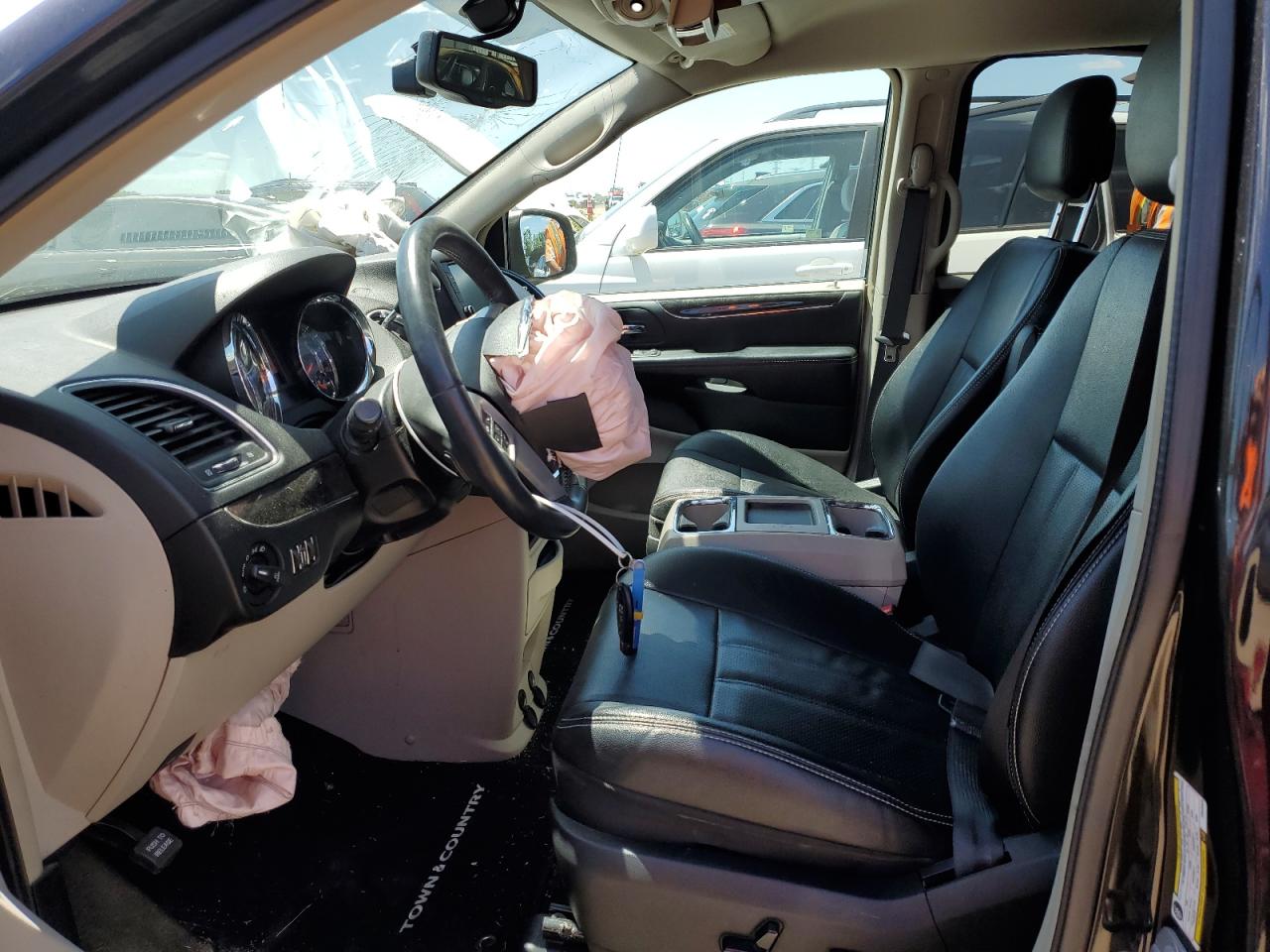 2C4RC1CG7FR620422 2015 Chrysler Town & Country Touring L