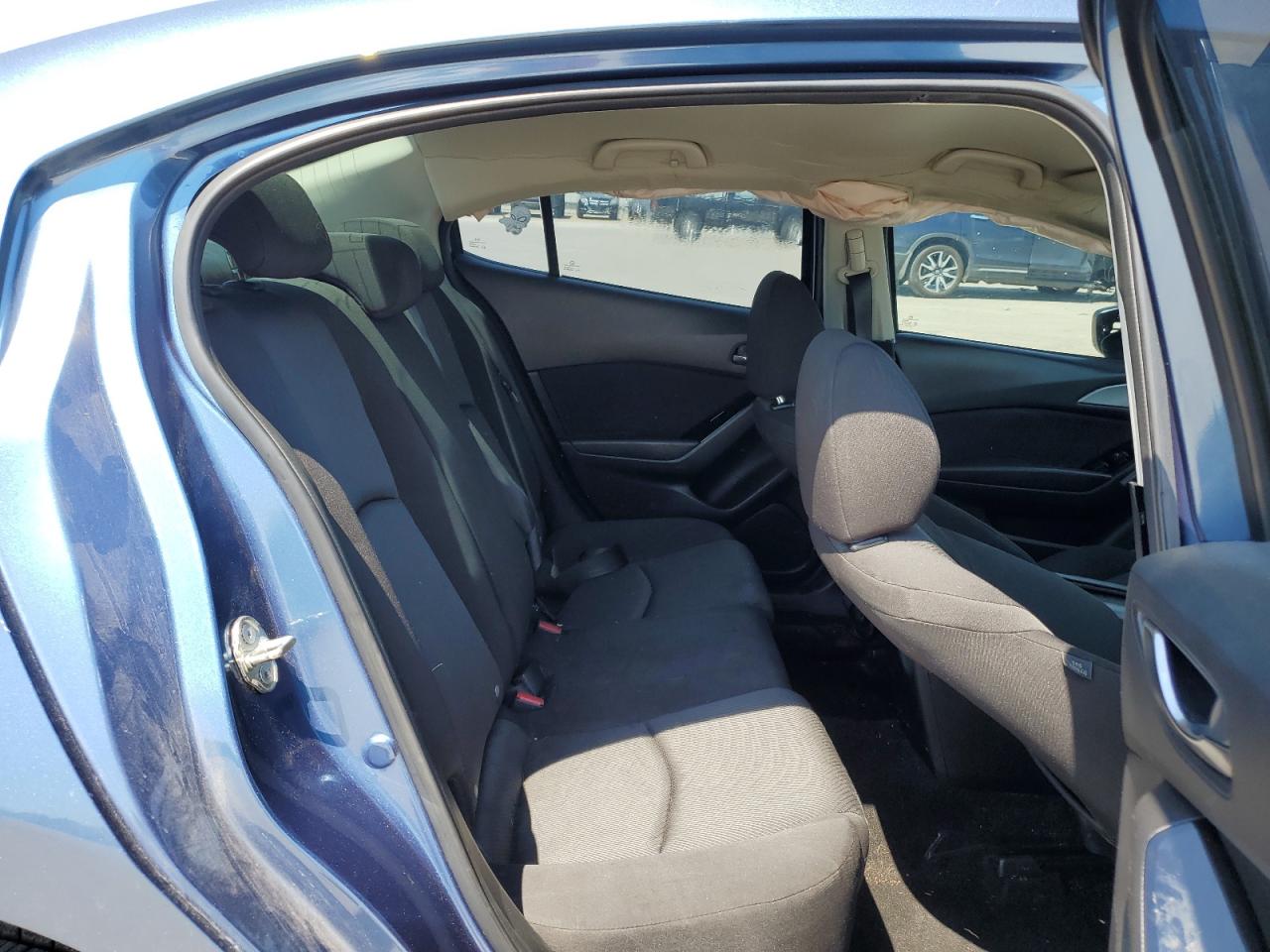 3MZBN1U76HM141460 2017 Mazda 3 Sport