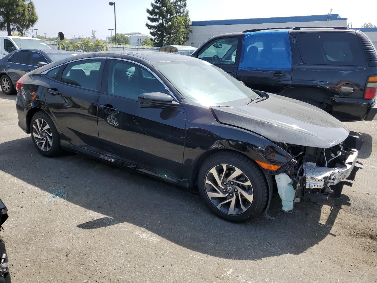 2HGFC2F79HH561937 2017 Honda Civic Ex