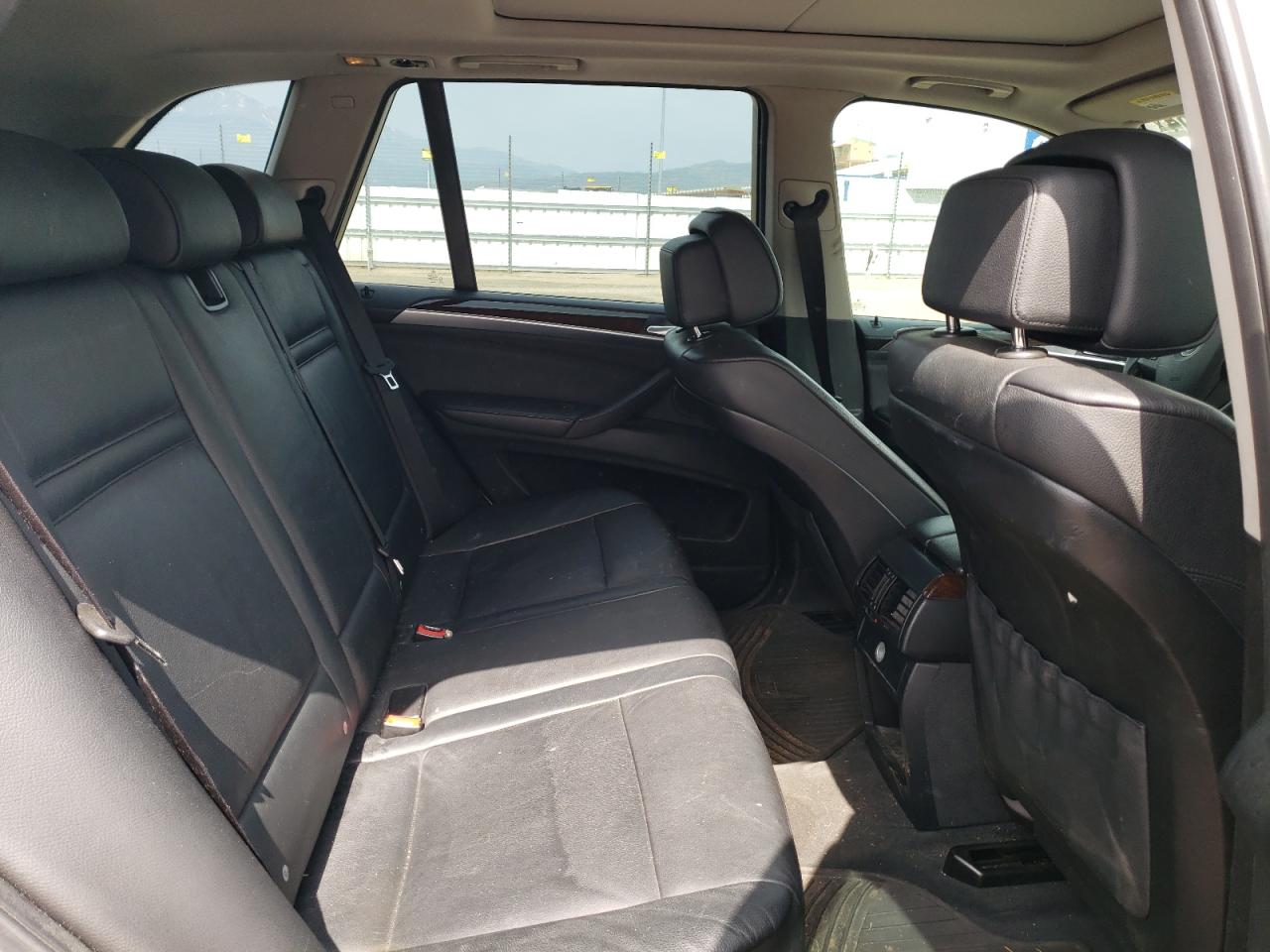 5UXFE4C56AL383516 2010 BMW X5 xDrive30I