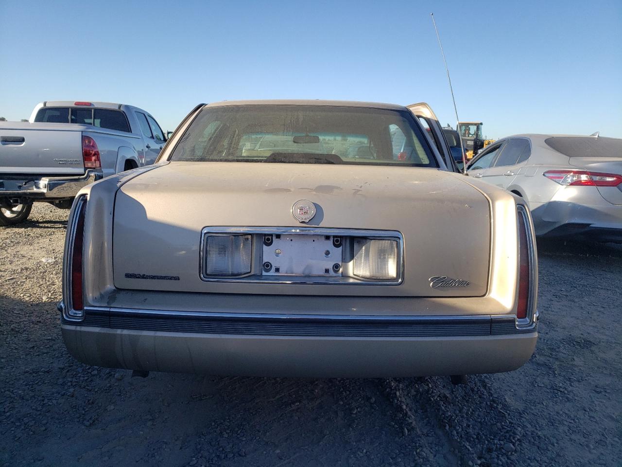 1G6KF52Y0RU265615 1994 Cadillac Deville Concours