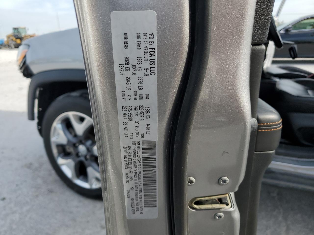 3C4NJCCB9LT114801 2020 Jeep Compass Limited