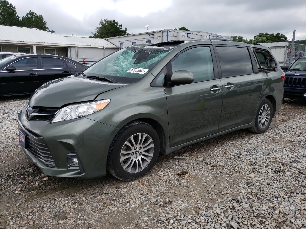 2020 Toyota Sienna Xle vin: 5TDYZ3DC2LS075850