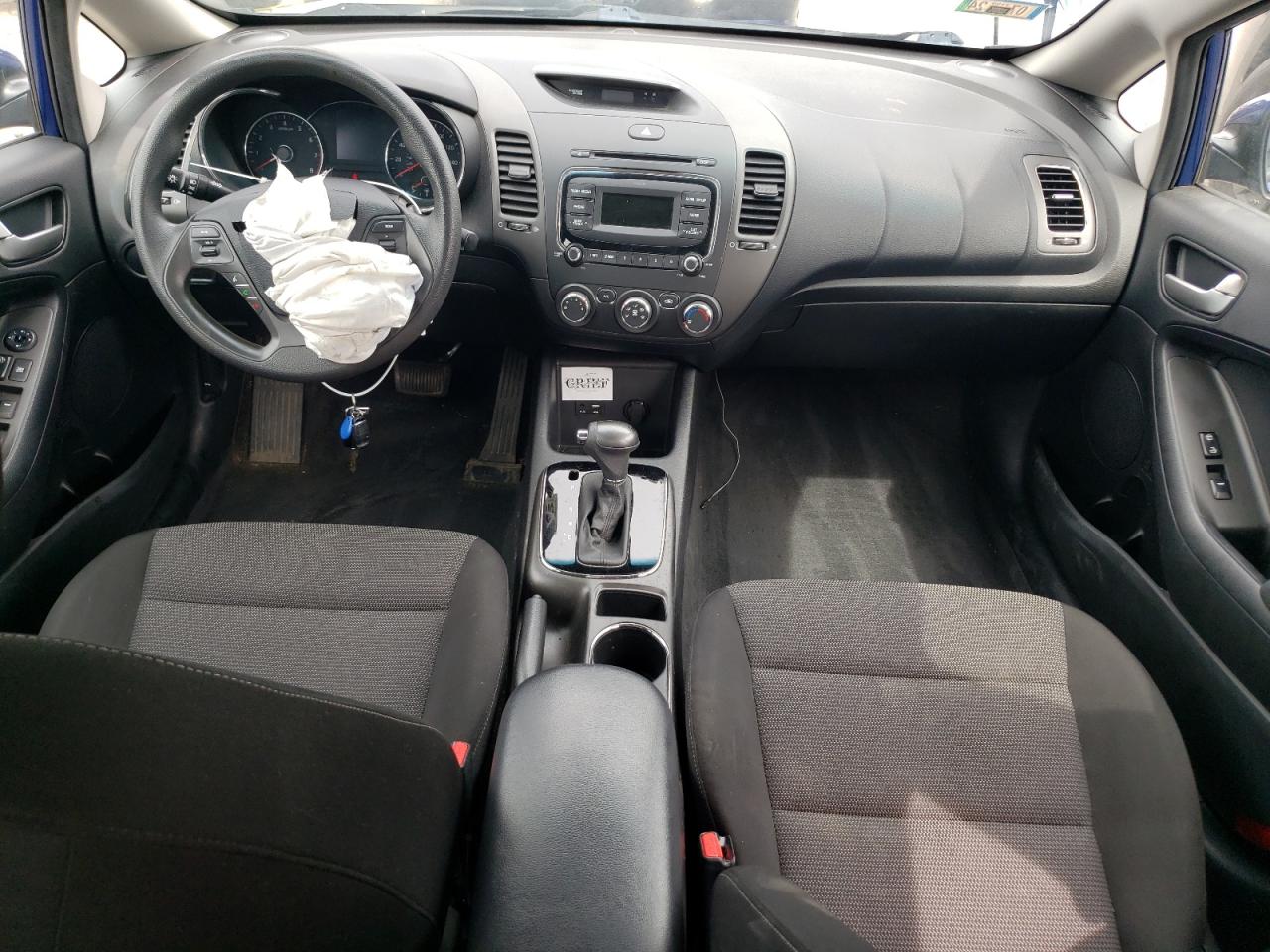 3KPFK4A70HE124179 2017 Kia Forte Lx