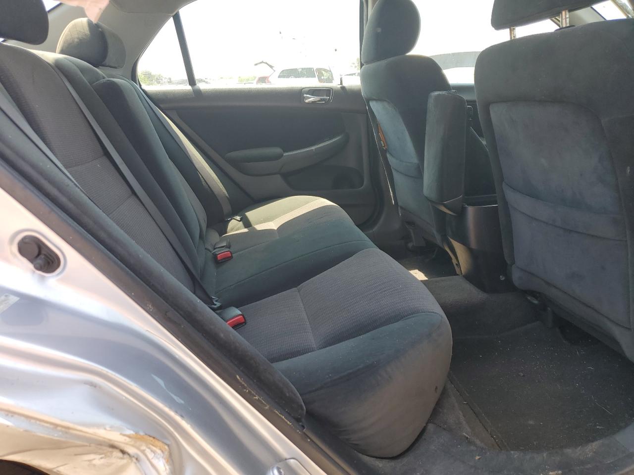 1HGCM56445A165948 2005 Honda Accord Lx