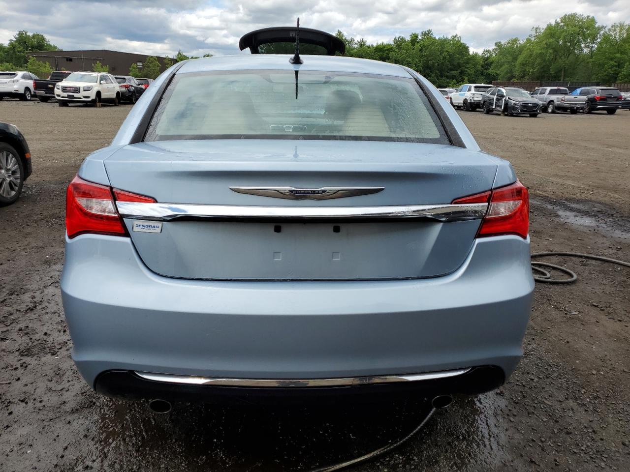 2014 Chrysler 200 Limited vin: 1C3CCBCGXEN135557