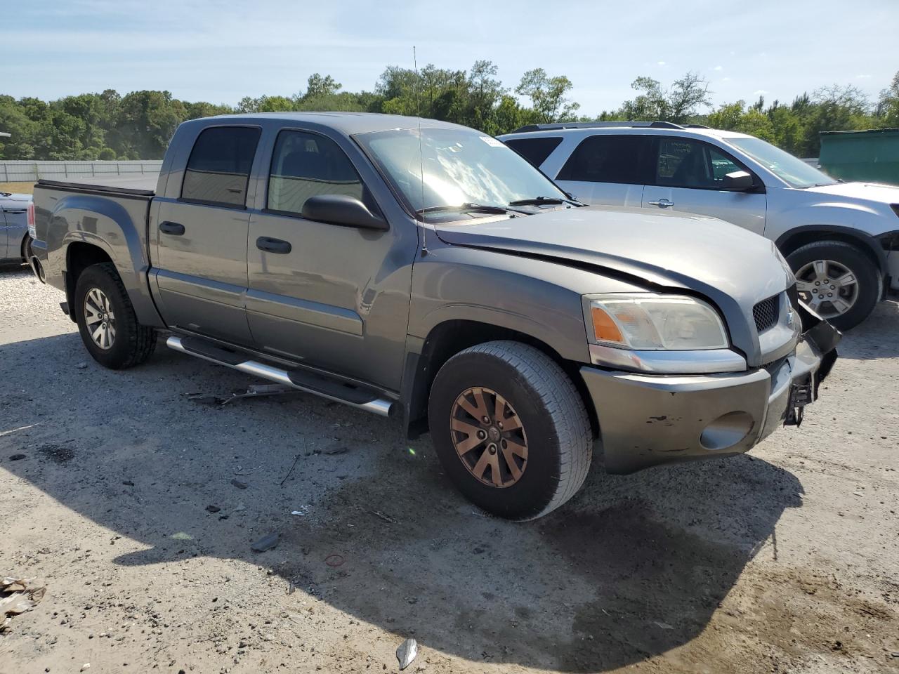 1Z7HC28K08S609704 2008 Mitsubishi Raider Ls