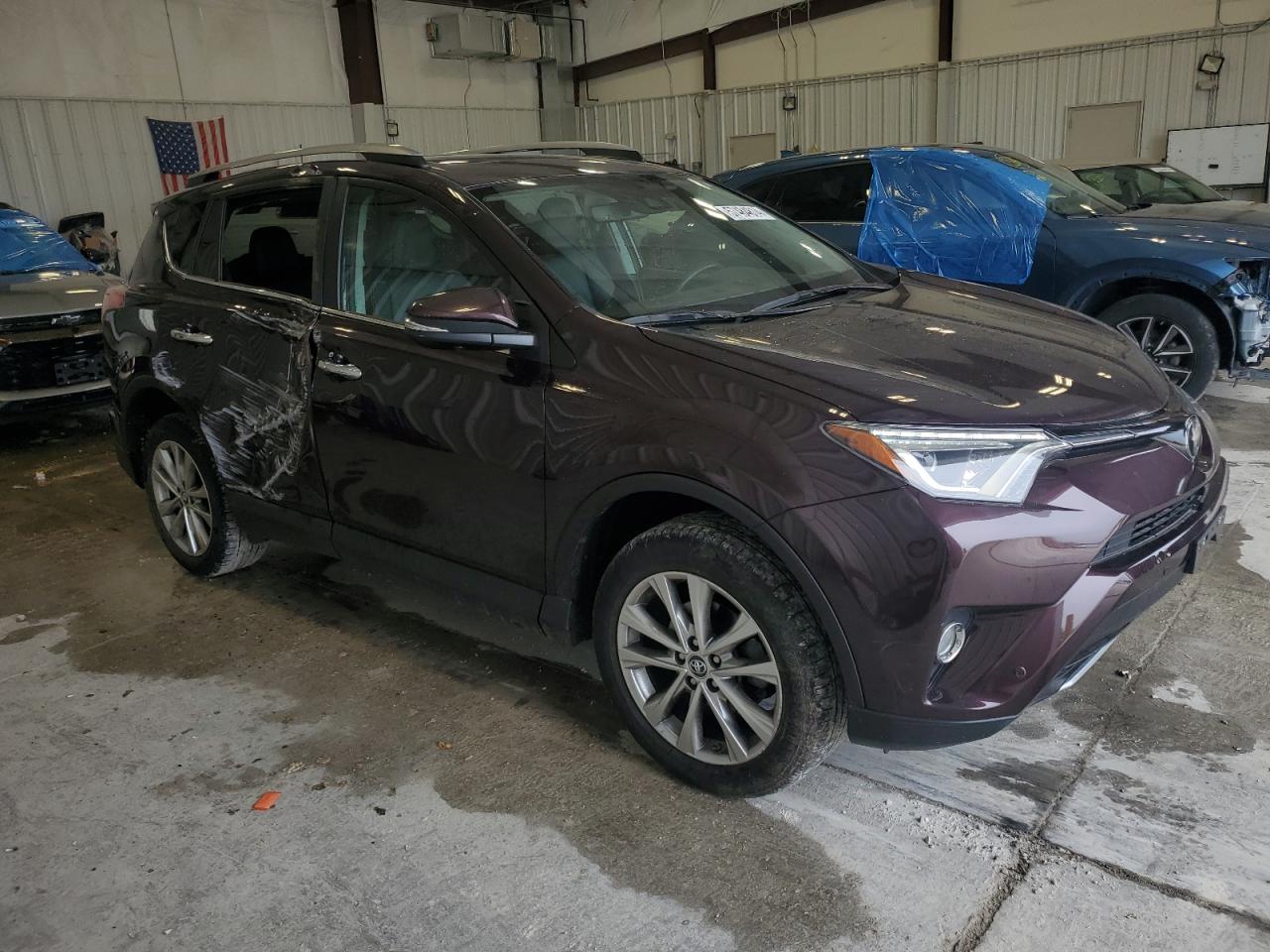 2T3DFREV5HW585660 2017 Toyota Rav4 Limited