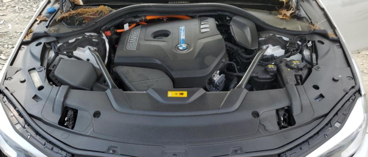 WBA7J2C56KB246411 2019 BMW 740 Xe