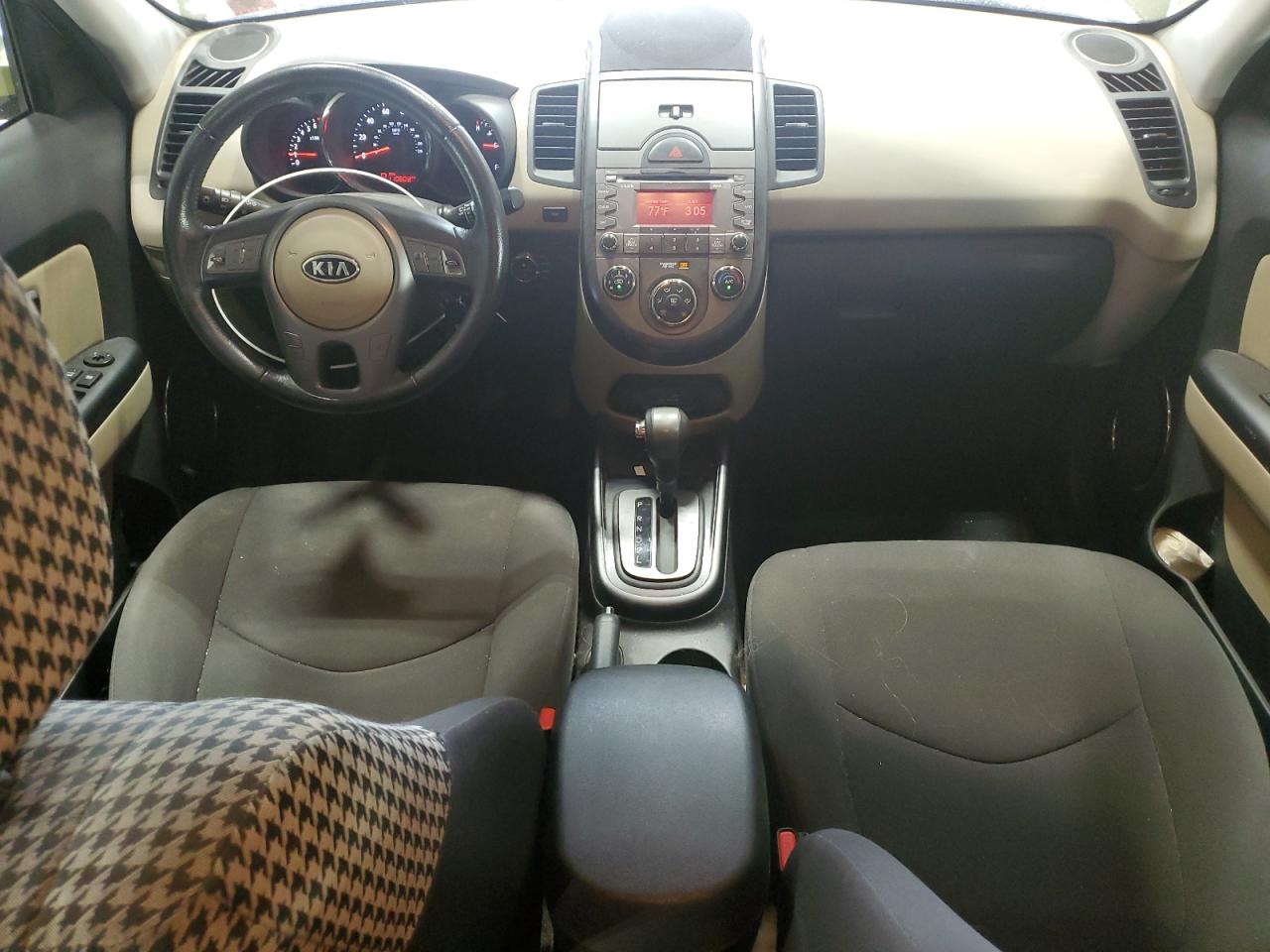 KNDJT2A2XA7159088 2010 Kia Soul +