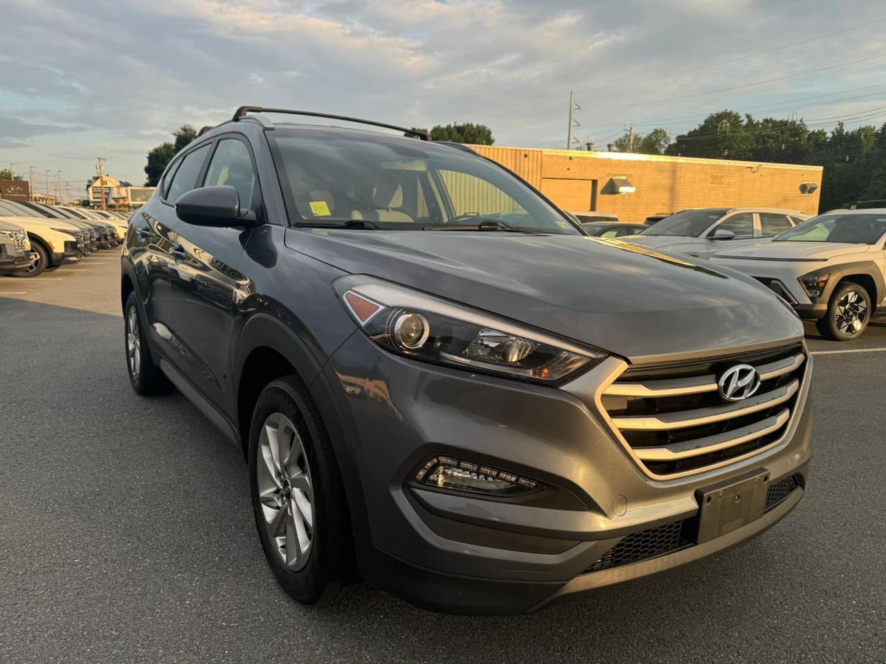 KM8J3CA46HU289044 2017 Hyundai Tucson Limited