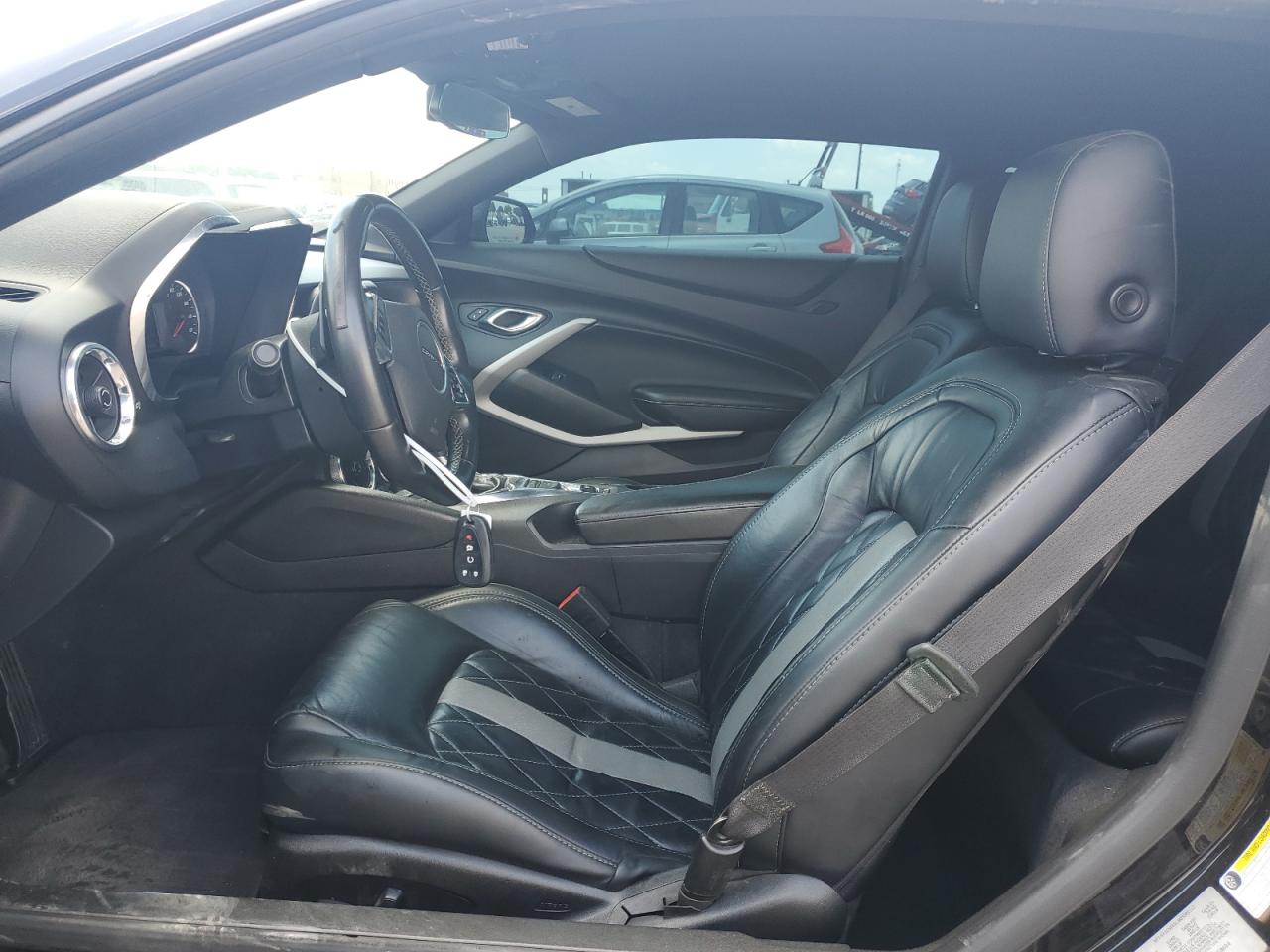 1G1FB1RS7J0168694 2018 Chevrolet Camaro Lt