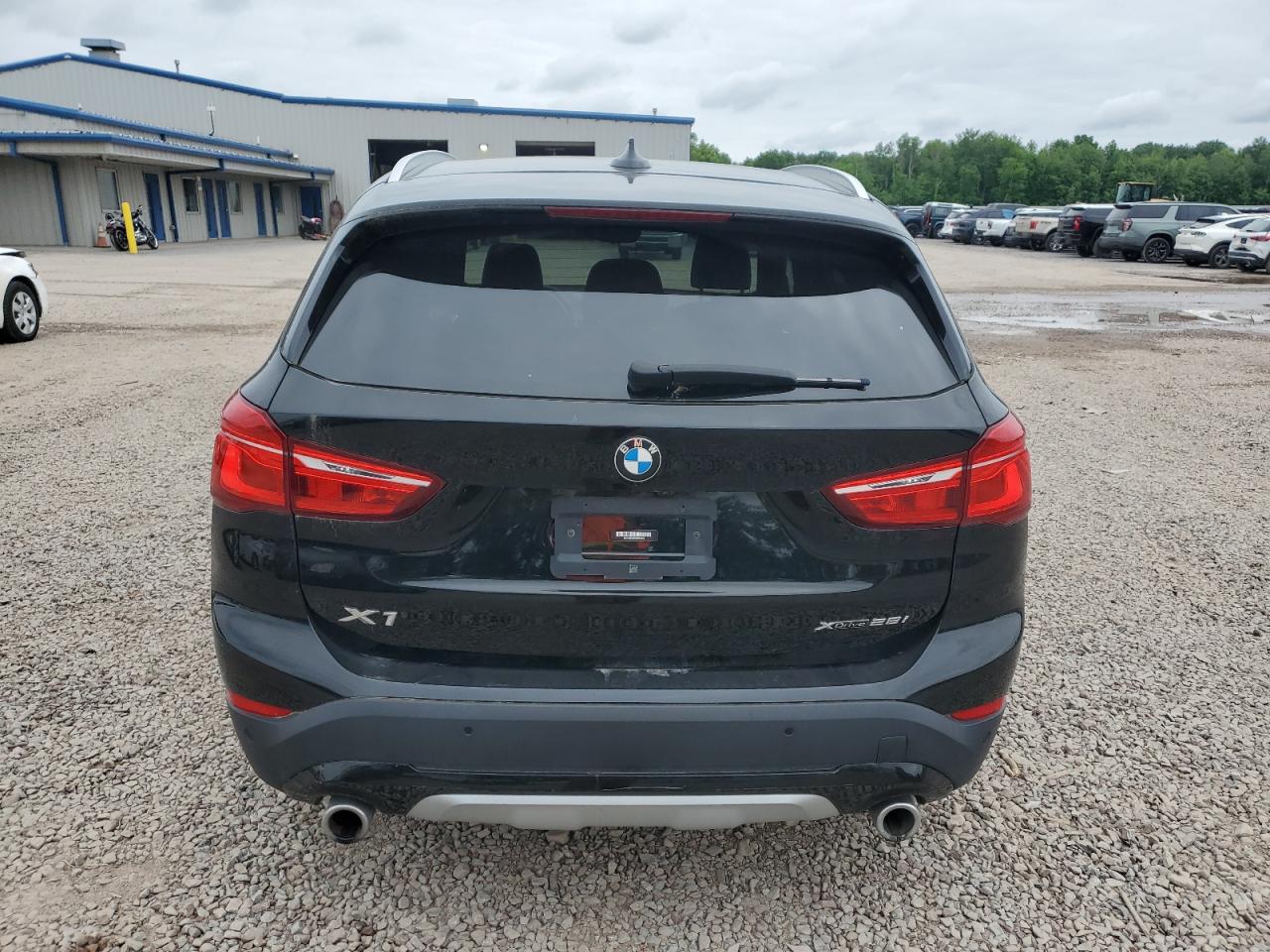 WBXJG9C00N5U74043 2022 BMW X1 xDrive28I