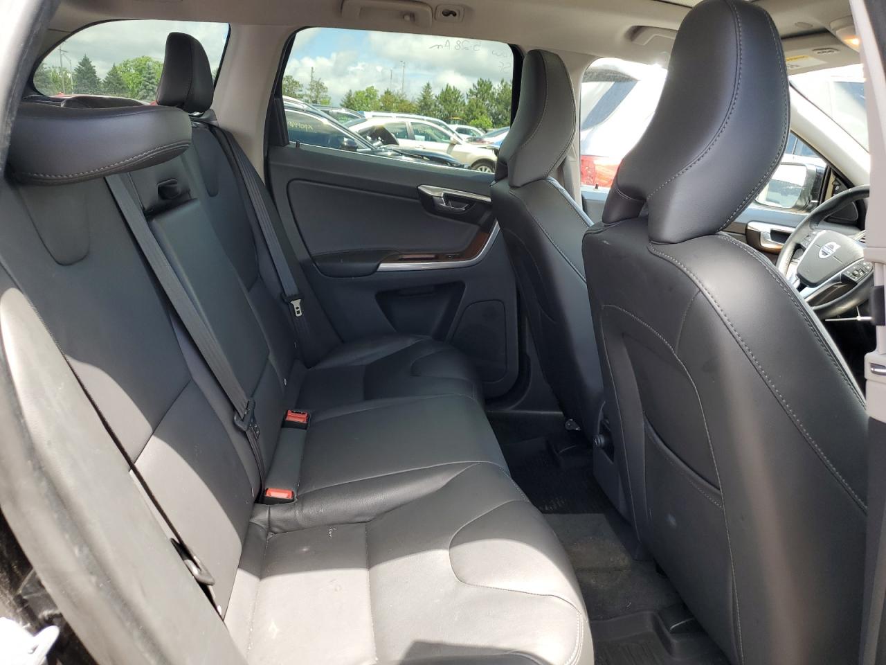 YV440MRU6H2217323 2017 Volvo Xc60 T5 Inscription