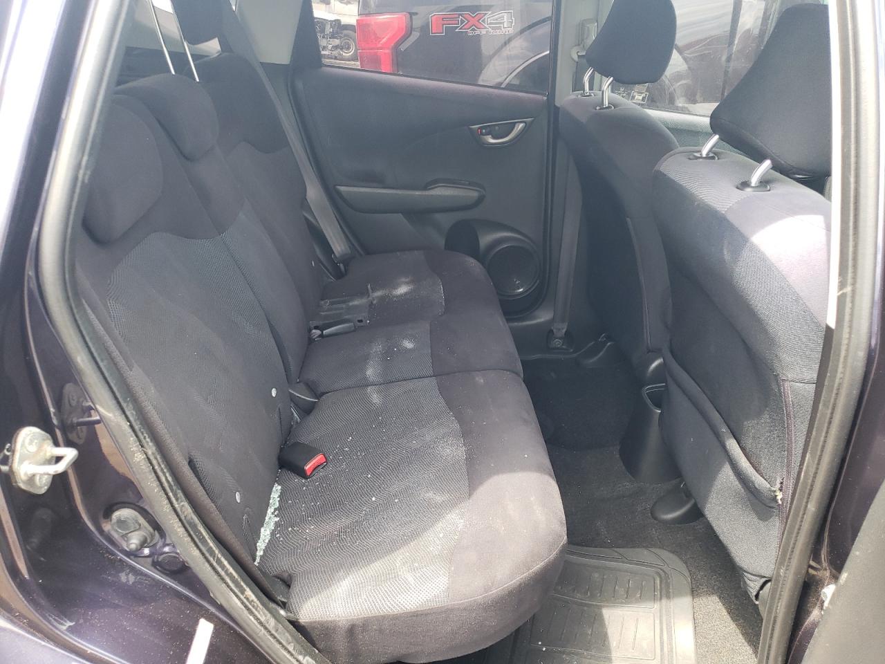 JHMGE8H40AC008006 2010 Honda Fit Sport