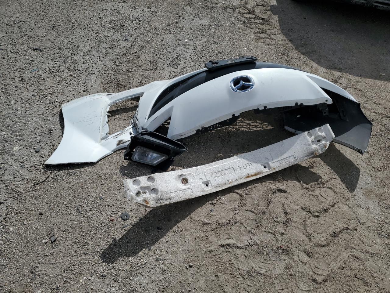 JM1BL1VF1B1398125 2011 Mazda 3 I