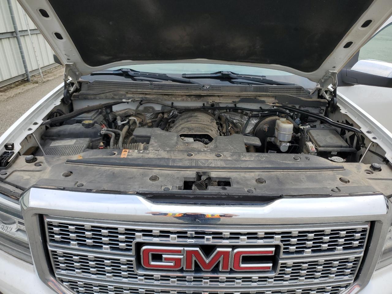 3GTU2PEJ0JG180003 2018 GMC Sierra K1500 Denali