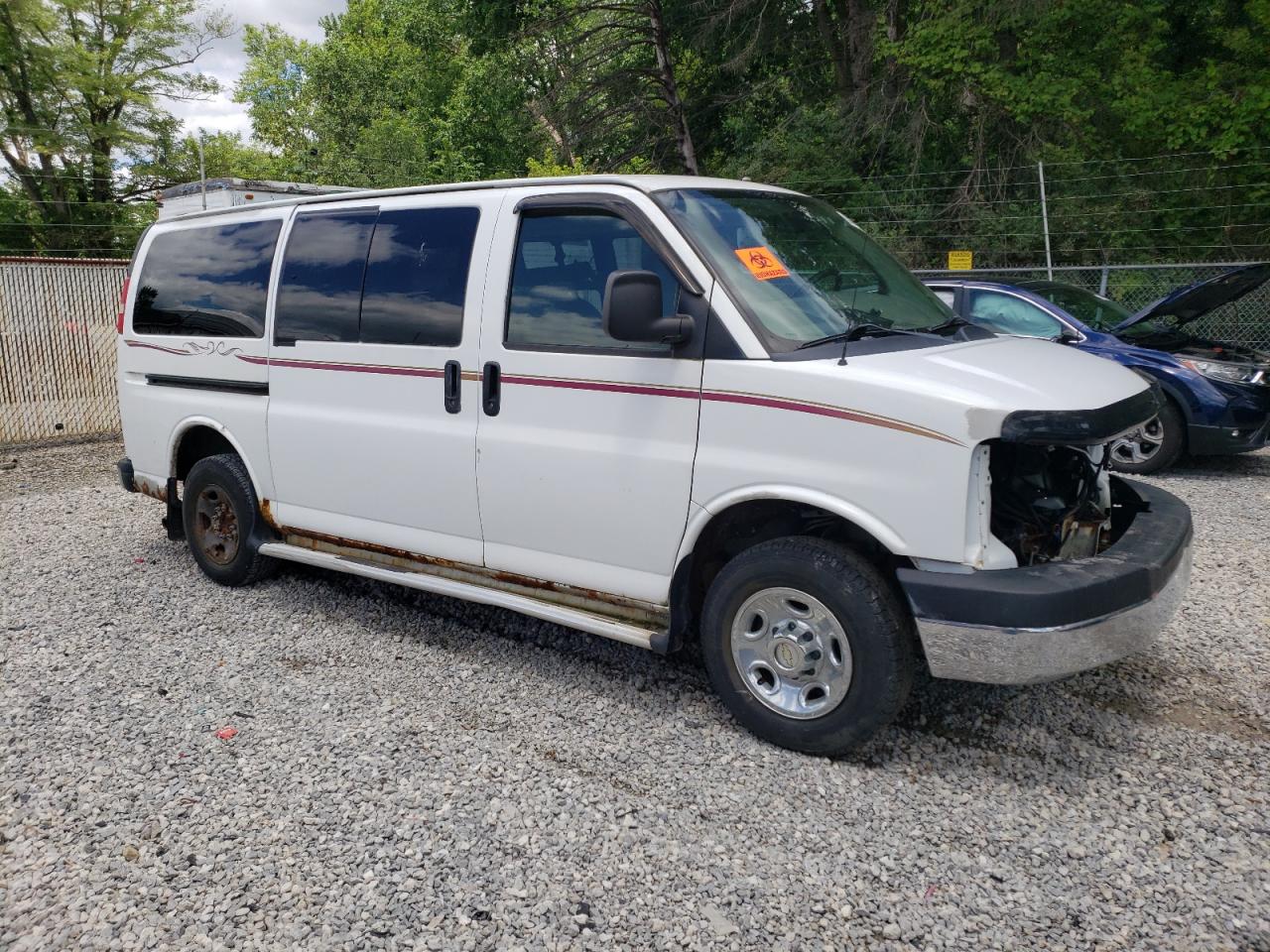 1GAZGYFG5B1178806 2011 Chevrolet Express G3500 Lt