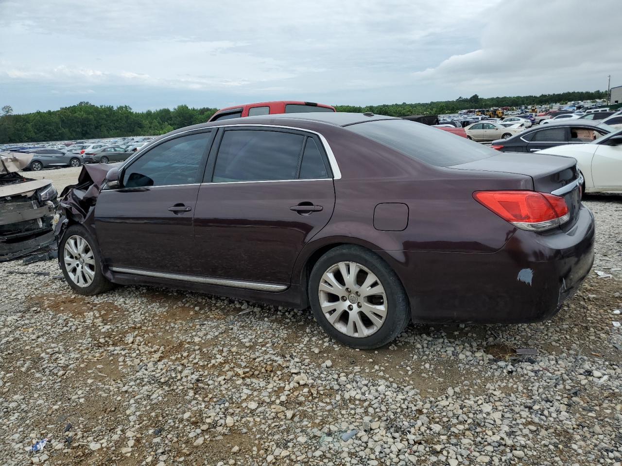 Lot #2821405318 2012 TOYOTA AVALON BAS