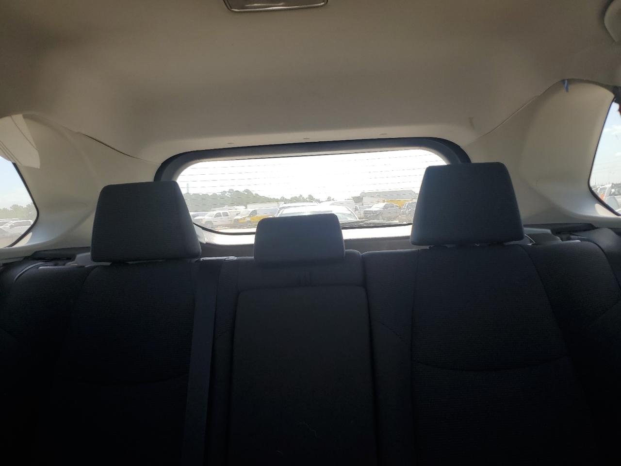 2T3H1RFV5MW151988 2021 Toyota Rav4 Le