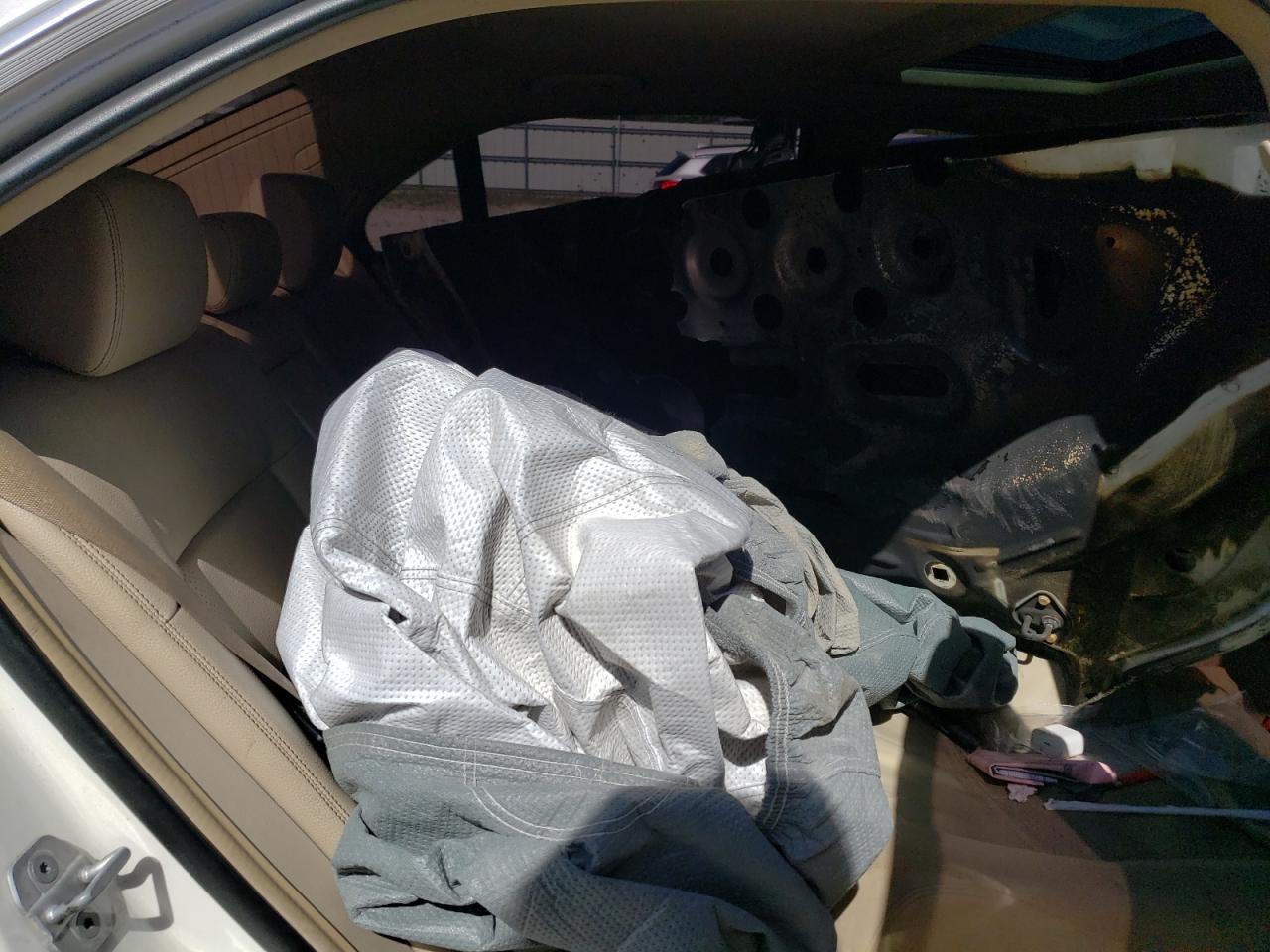 WDDHF9FB7EA988724 2014 Mercedes-Benz E 400 Hybrid