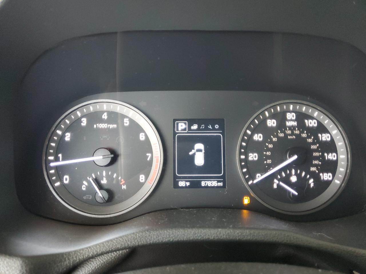 KM8J3CA29JU686896 2018 Hyundai Tucson Value