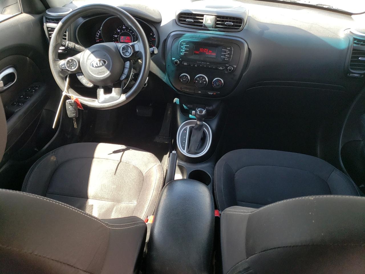 KNDJN2A22G7348465 2016 Kia Soul