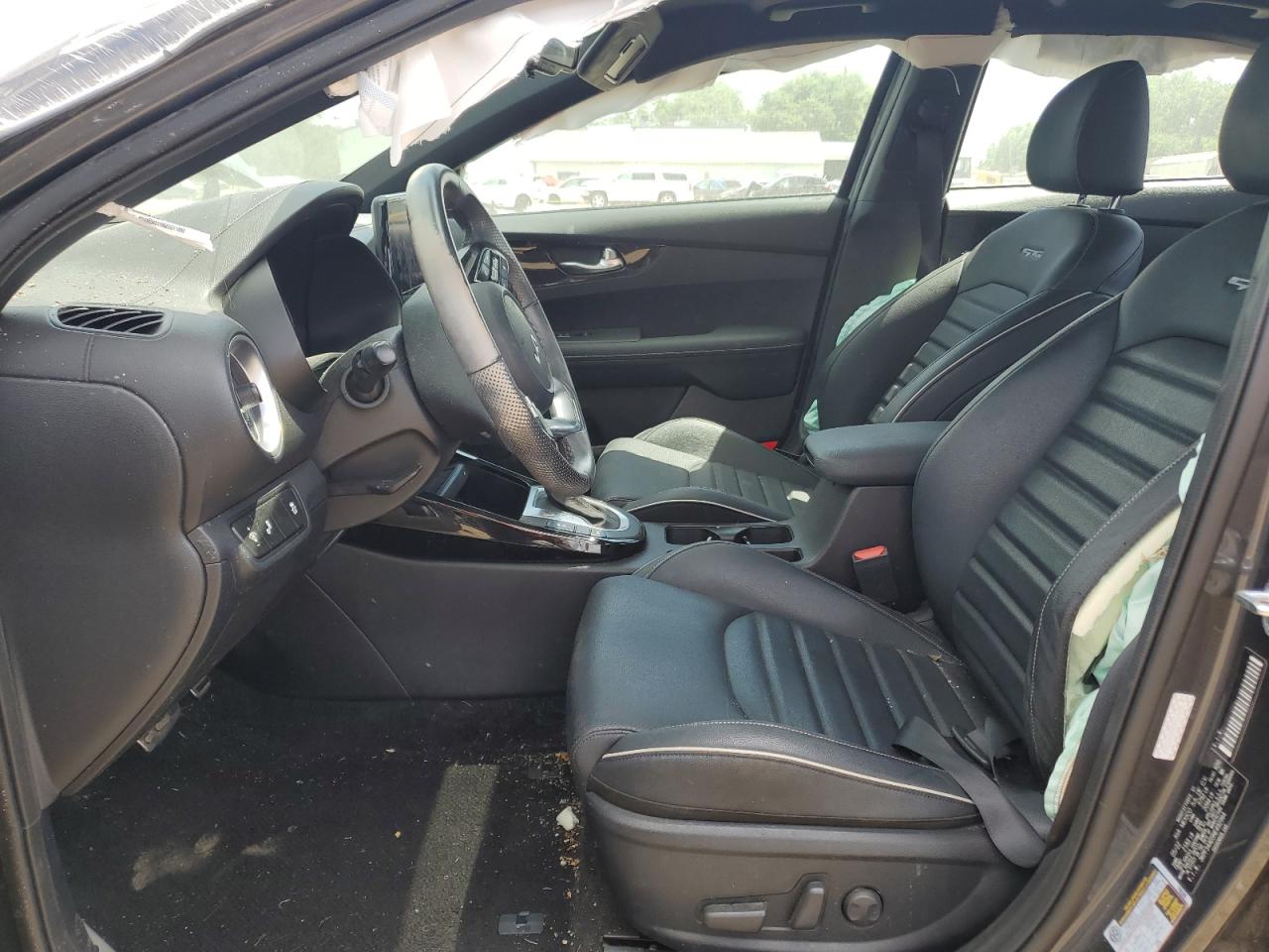 3KPF54AD5NE492964 2022 Kia Forte Gt Line