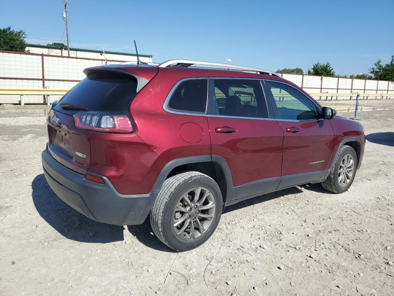 1C4PJLLB3MD228275 2021 Jeep Cherokee Latitude Plus