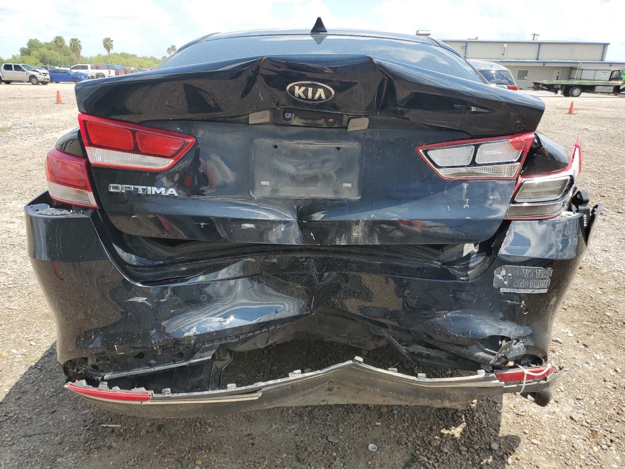 5XXGT4L30JG262877 2018 Kia Optima Lx