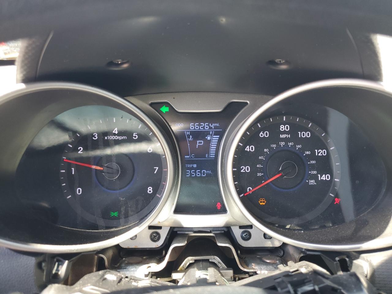 KMHTC6AD0GU272555 2016 Hyundai Veloster