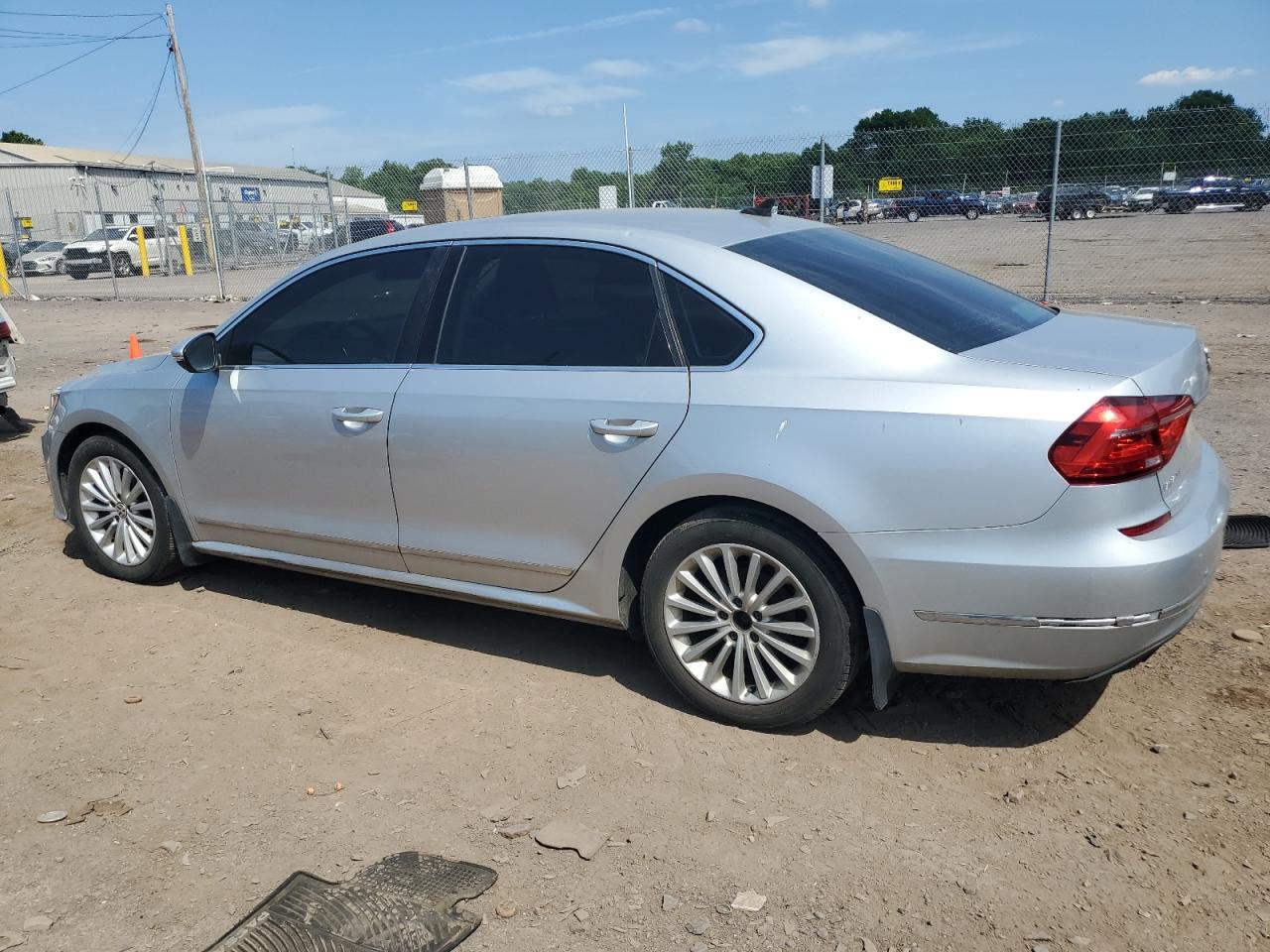 1VWBT7A36GC026397 2016 Volkswagen Passat Se