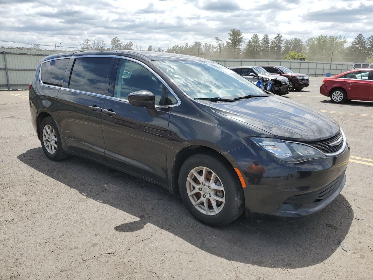 2018 Chrysler Pacifica Lx vin: 2C4RC1CG5JR182234